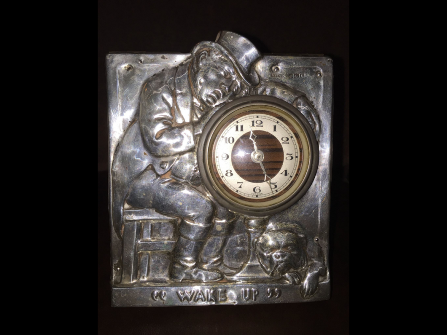 Rare pieces respectfully lucky 12 Bulldog museum Brighton