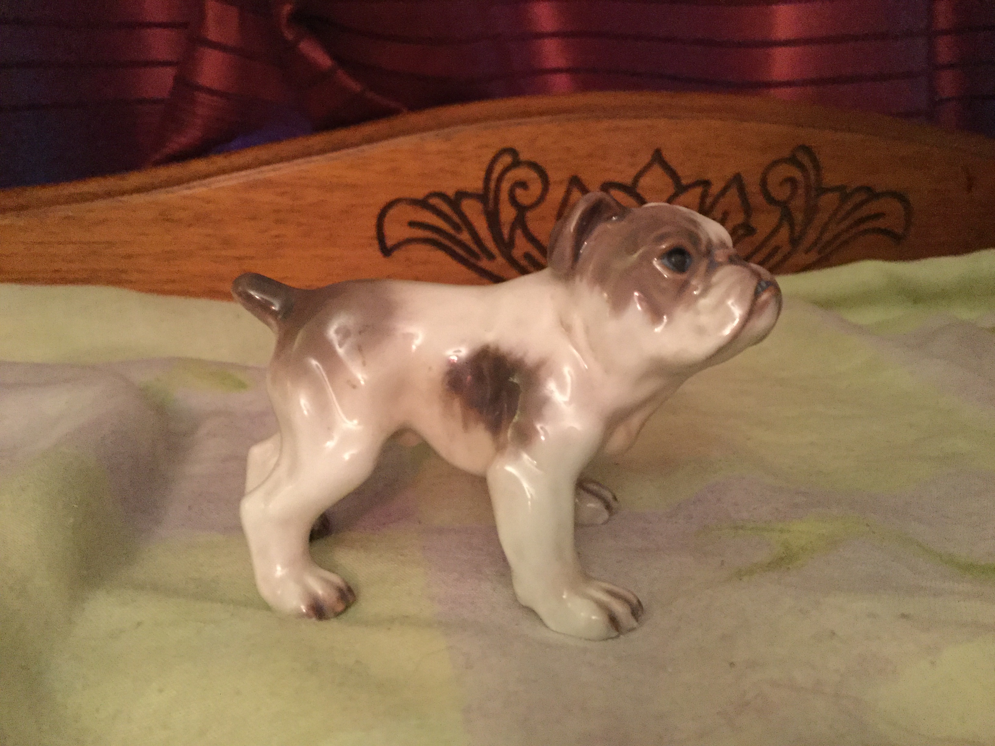 Bulldog figurines by European artists !