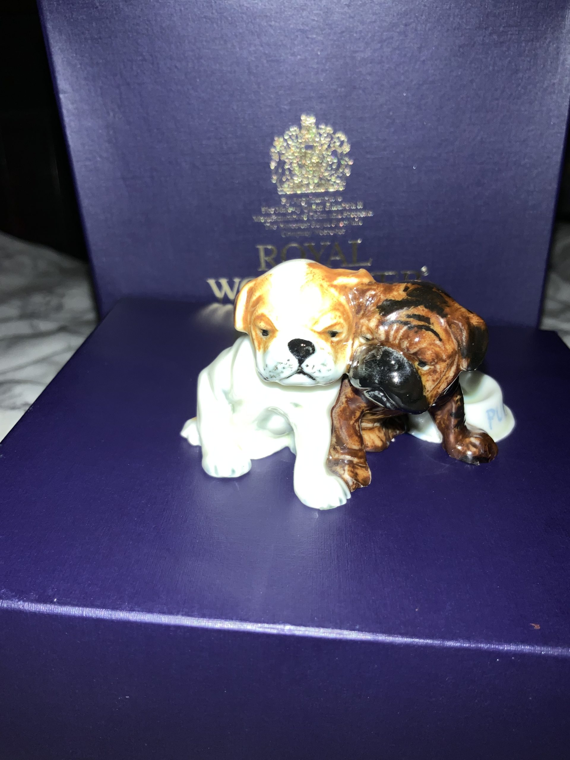 Antiques and collectibles Doris Linder puppies