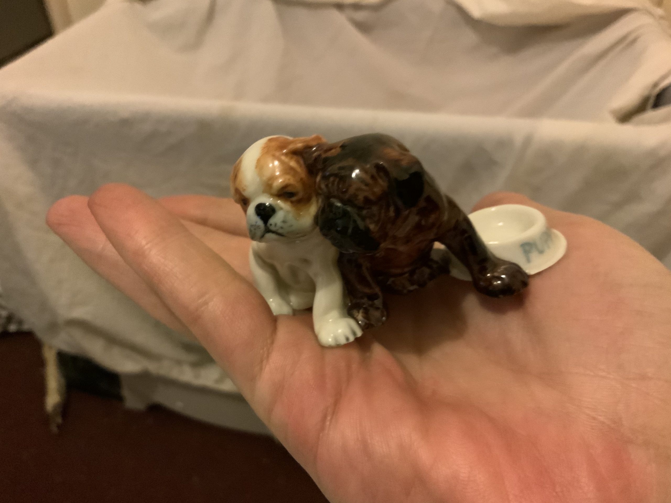 Antiques and collectibles Doris Linder puppies