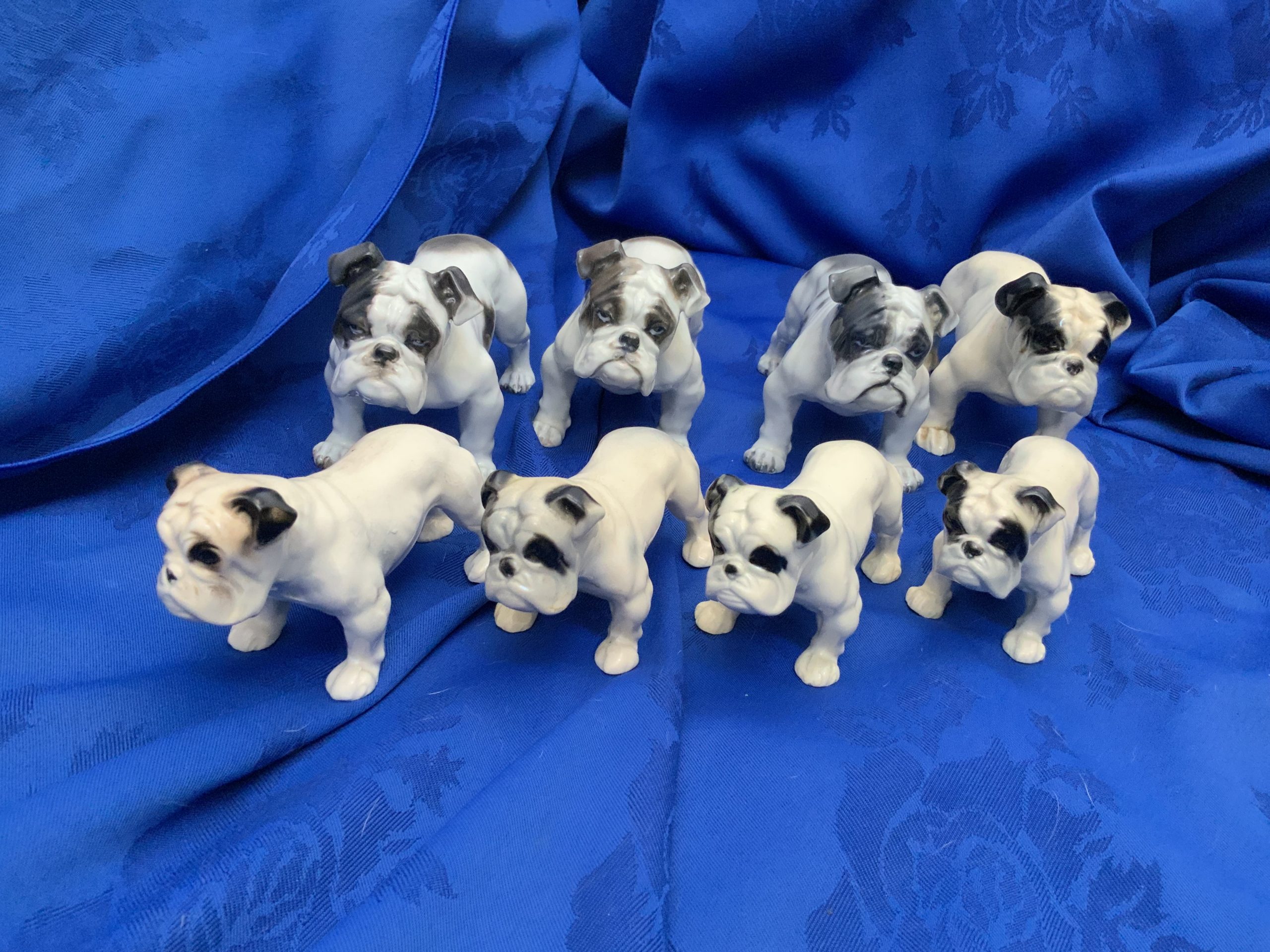 Bulldog figurines by European artists !