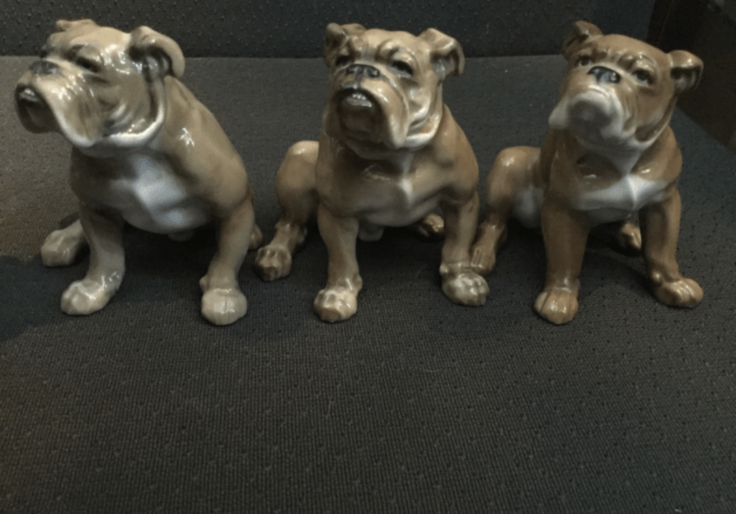 Bulldog figurines by European artists ! 2022 14 Bulldog figurines by European artists !
